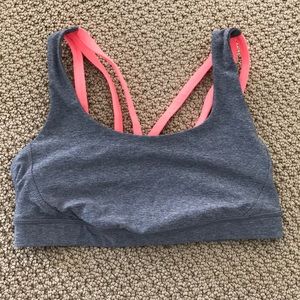 Lululemon sports bra